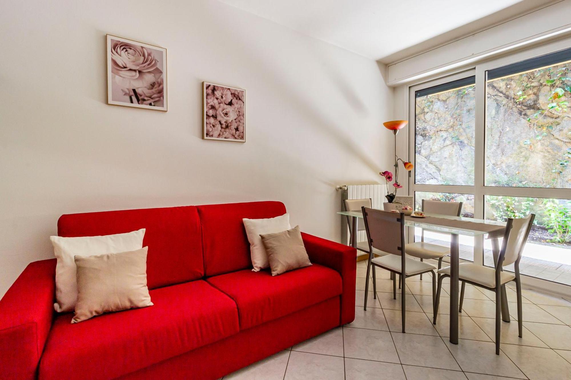 Private Garden & Garage - Self Check-In & Remote Access Apartment Como Exterior foto